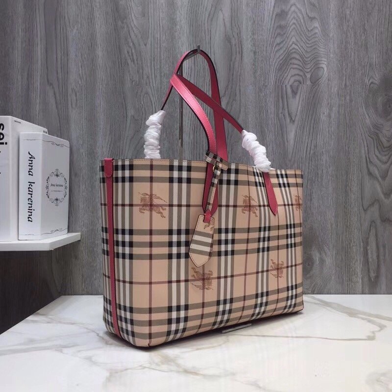 Burberry Reversible Tote Haymarket Canvas Medium For Women, Women’s Bags 19.3in/49cm