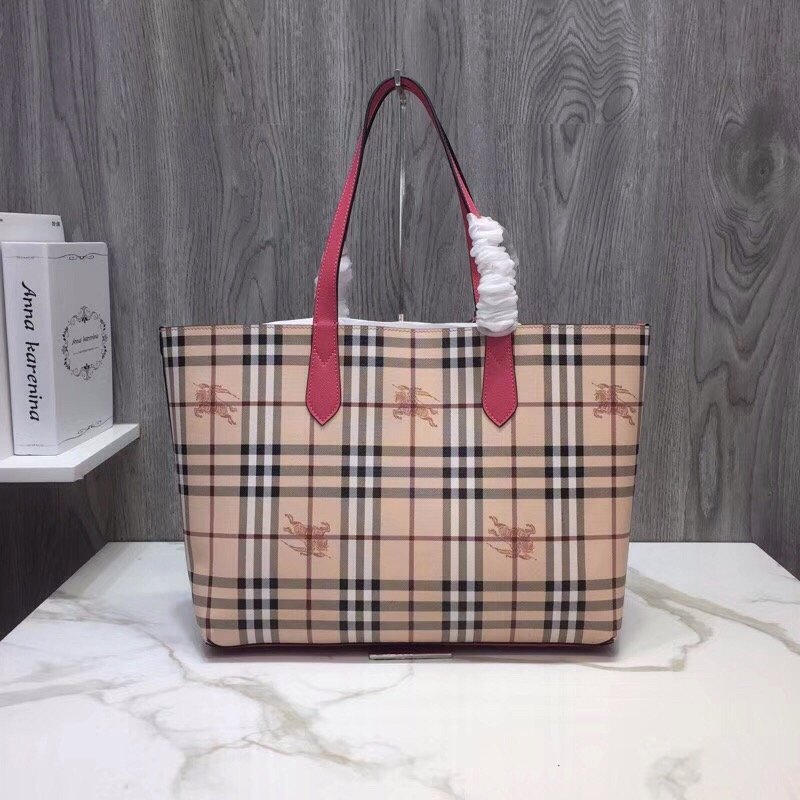 Burberry Reversible Tote Haymarket Canvas Medium For Women, Women’s Bags 19.3in/49cm