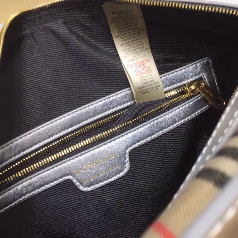 Burberry Small 1983 Check Link Bowling Bag White/Brown For Women, Women’s Bags 9.1in/23cm