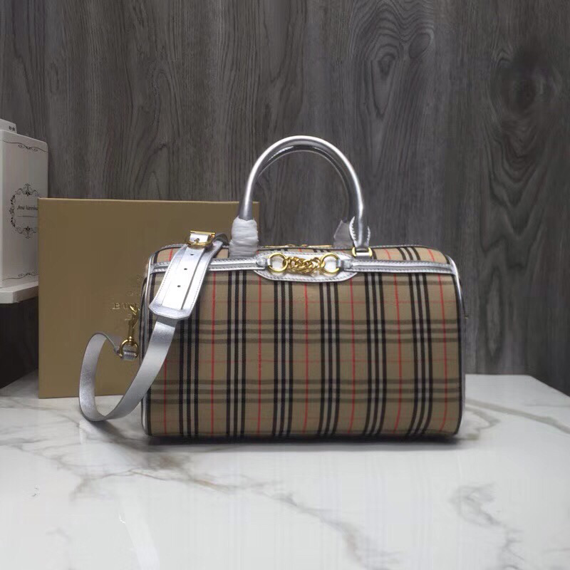 Burberry Small 1983 Check Link Bowling Bag White/Brown For Women, Women’s Bags 9.1in/23cm