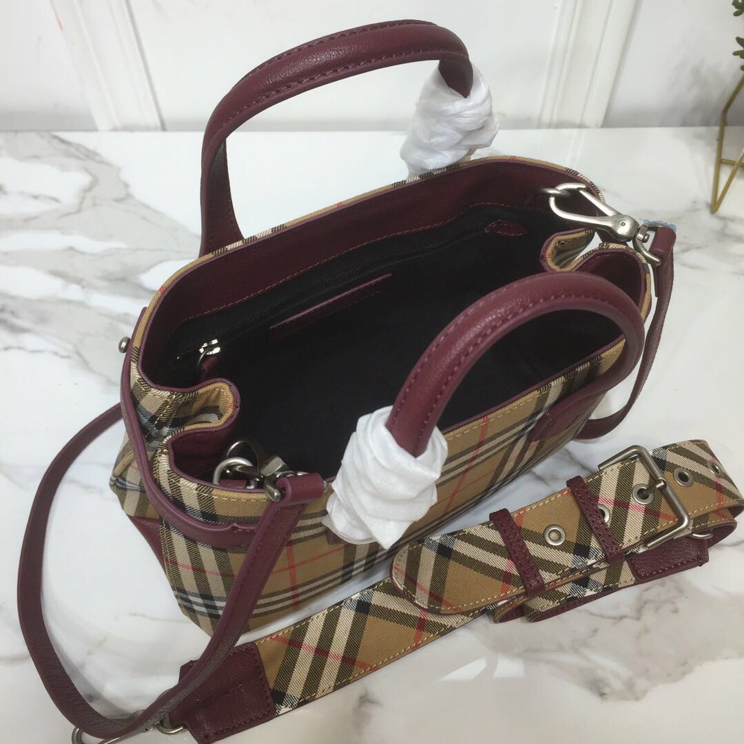 Burberry Small Banner Vintage Check And Tote Purple For Women, Women’s Bags 10.5in/26cm