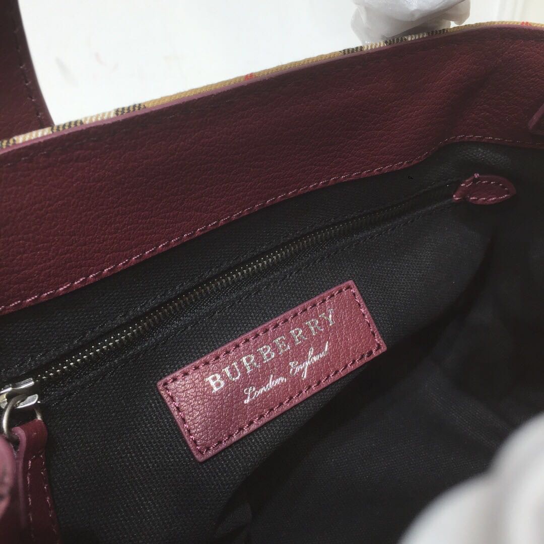 Burberry Small Banner Vintage Check And Tote Purple For Women, Women’s Bags 10.5in/26cm