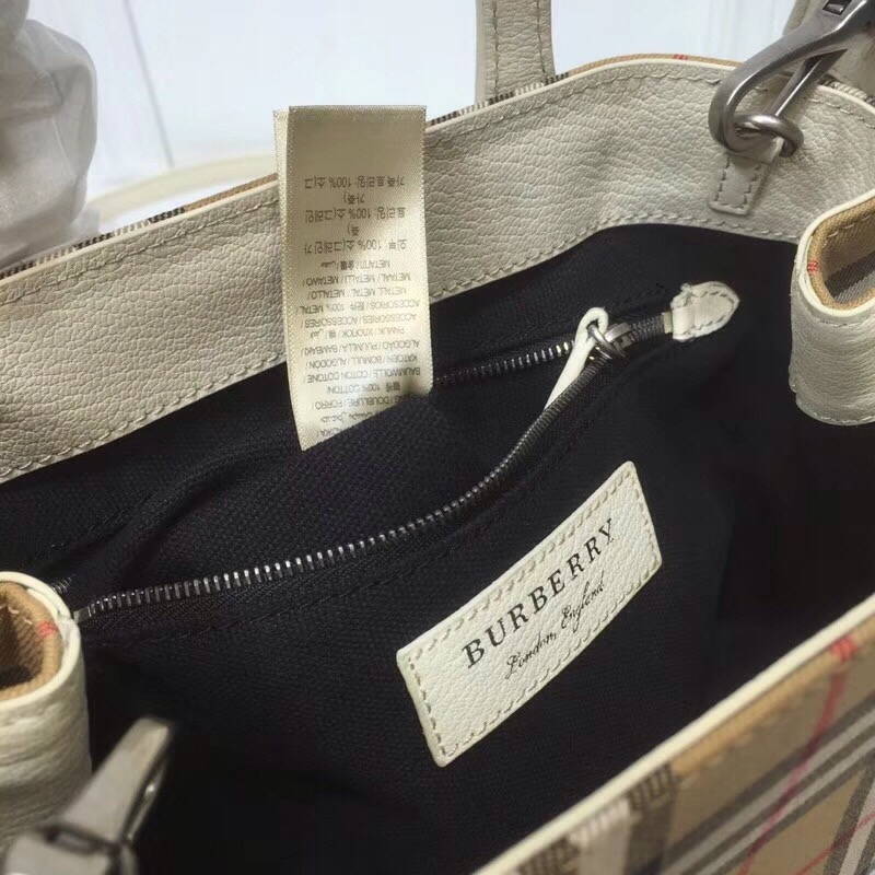 Burberry Small Banner Vintage Check And Tote White For Women, Women’s Bags 10.5in/26cm