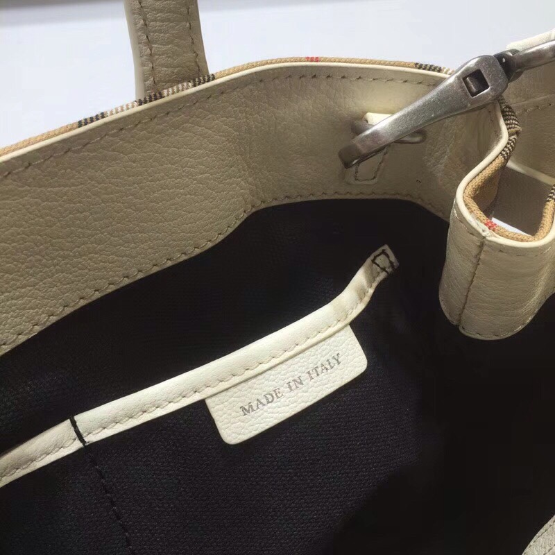 Burberry Small Banner Vintage Check And Tote White For Women, Women’s Bags 10.5in/26cm
