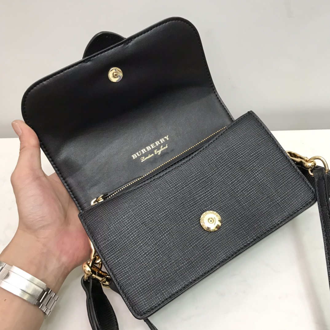 Burberry Small Bridle House Check And Buckle Crossbody Black For Women, Women’s Bags 7.8in/20cm