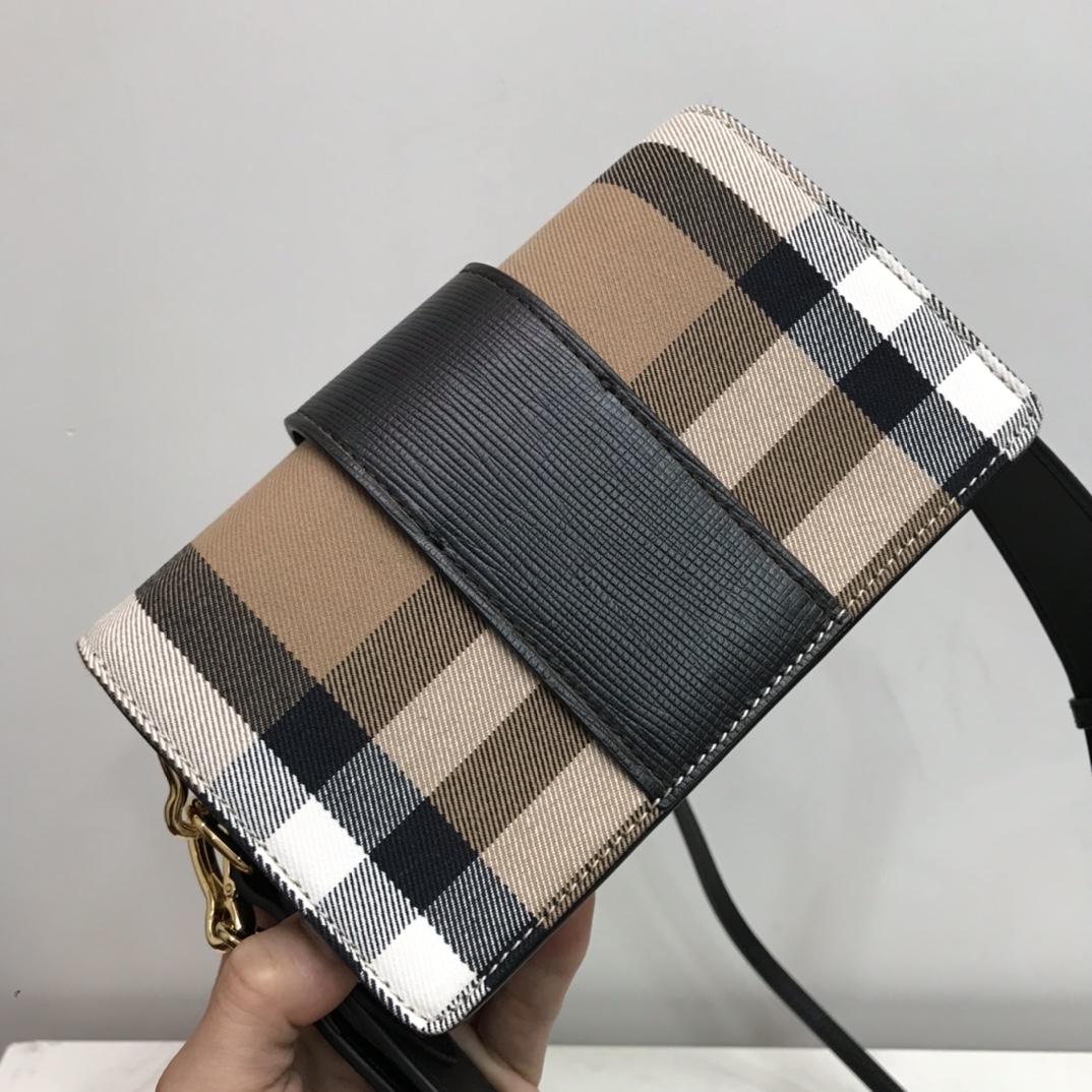 Burberry Small Bridle House Check And Buckle Crossbody Black For Women, Women’s Bags 7.8in/20cm