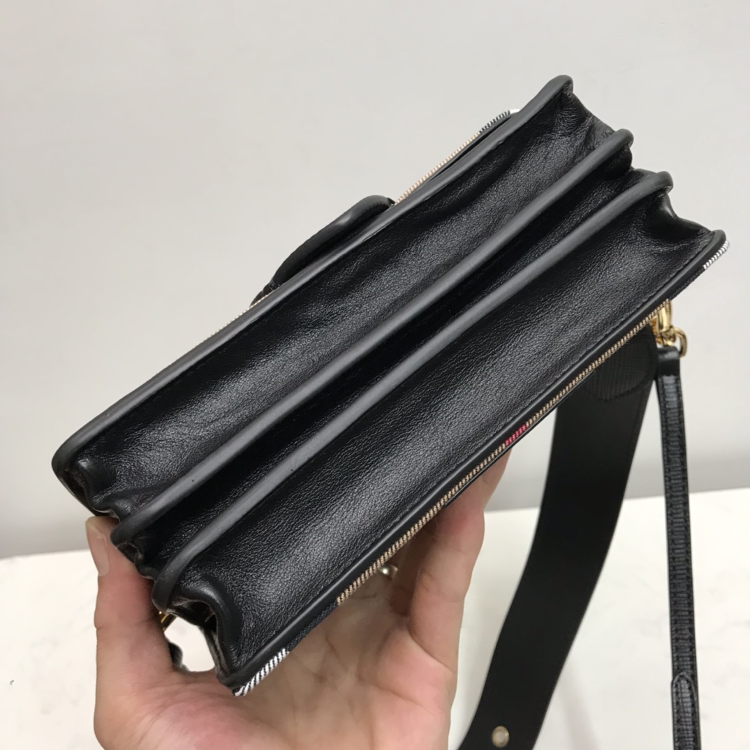 Burberry Small Bridle House Check And Buckle Crossbody Black For Women, Women’s Bags 7.8in/20cm
