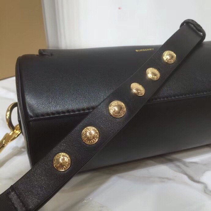 Burberry The Kingdom Motif Barrel Bag In Black For Women, Women’s Bags 8.3in/21cm