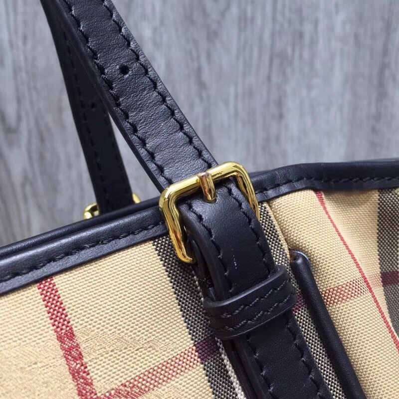 Burberry The Small Canter Horseferry Check Tote Black For Women, Women’s Bags 11.6in/29.5cm