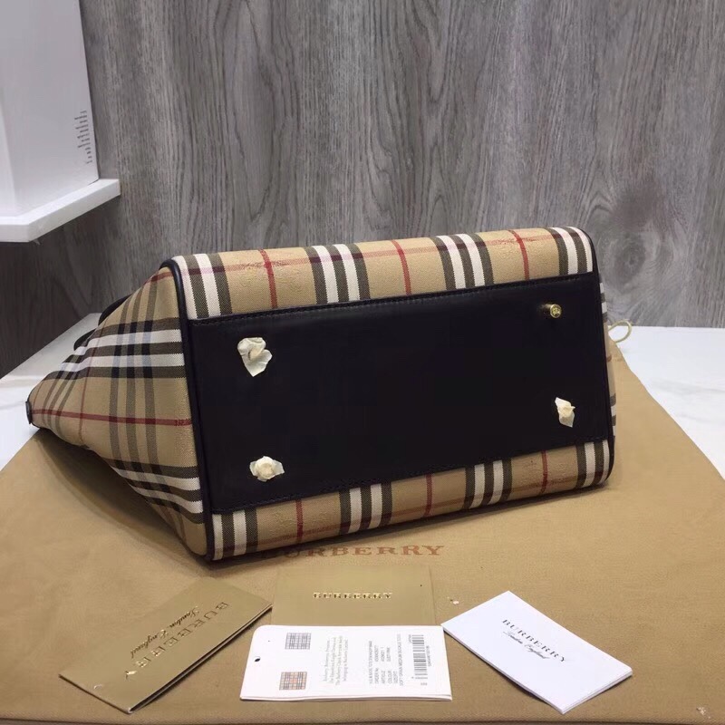 Burberry The Small Canter Horseferry Check Tote Black For Women, Women’s Bags 11.6in/29.5cm