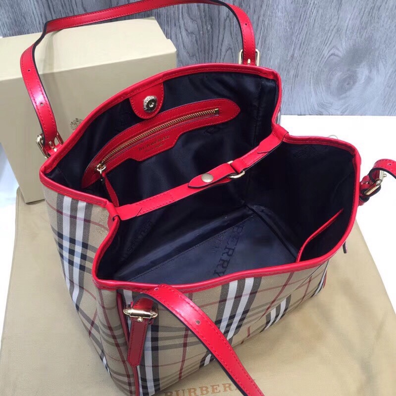 Burberry The Small Canter Horseferry Check Tote Red For Women, Women’s Bags 11.6in/29.5cm
