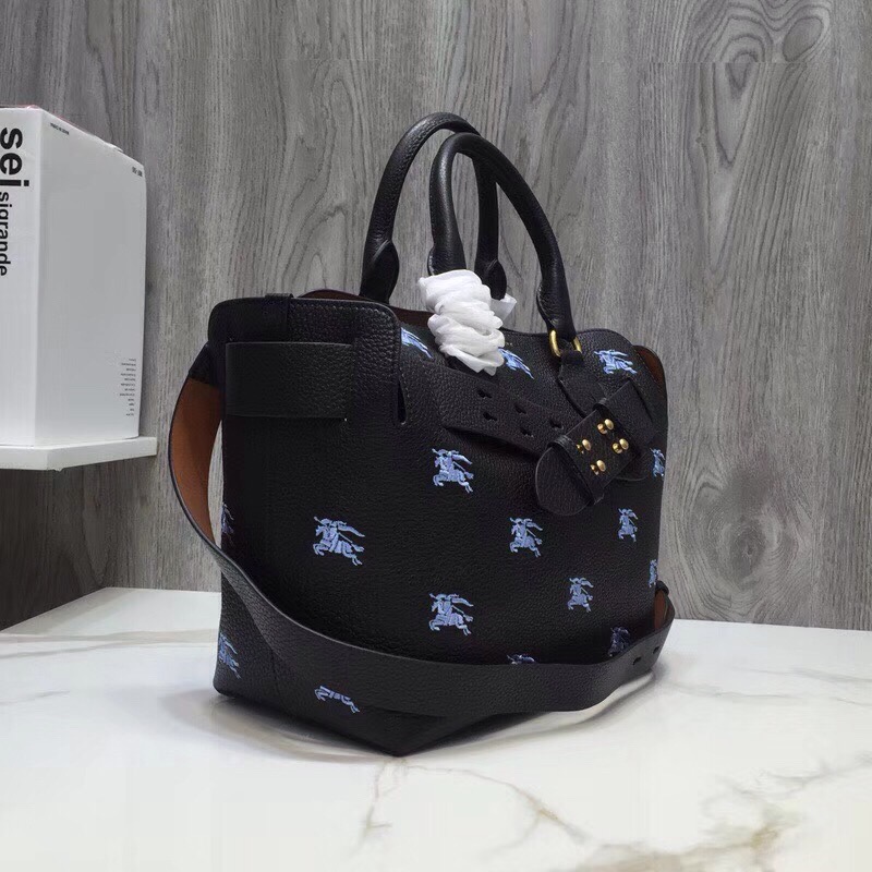 Burberry The Small Equestrian Knight Top Handle Belt Bag Black For Women, Women’s Bags 14in/36cm