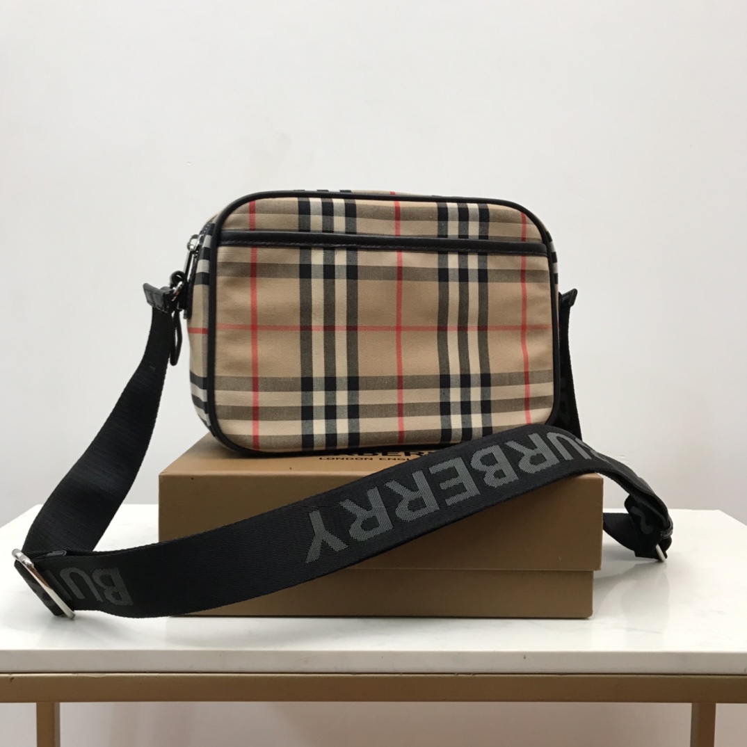 Burberry Vintage Check And Crossbody Bag For Men, Men’s Bags 8.6in/22cm