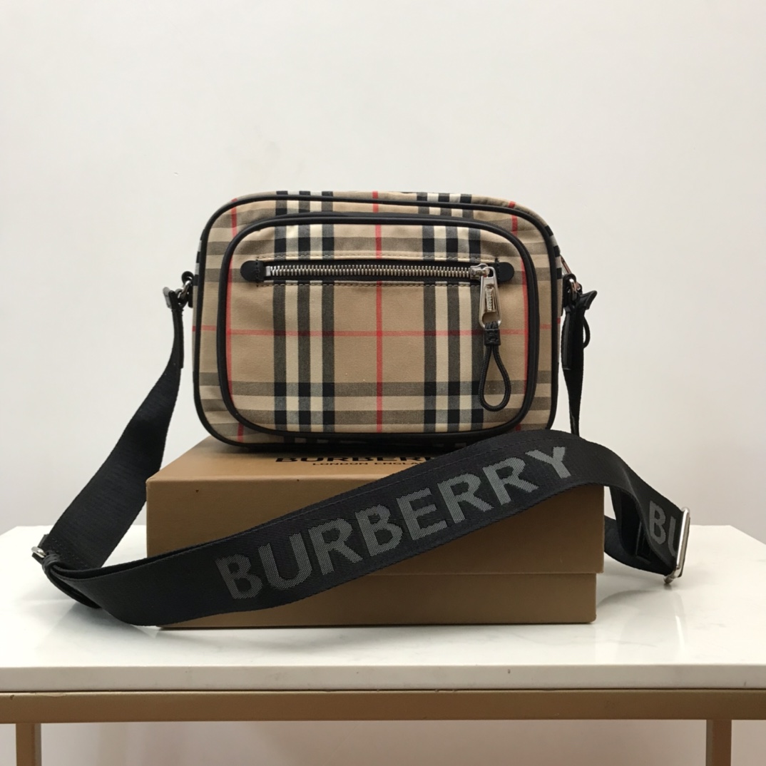 Burberry Vintage Check And Crossbody Bag For Men, Men’s Bags 8.6in/22cm