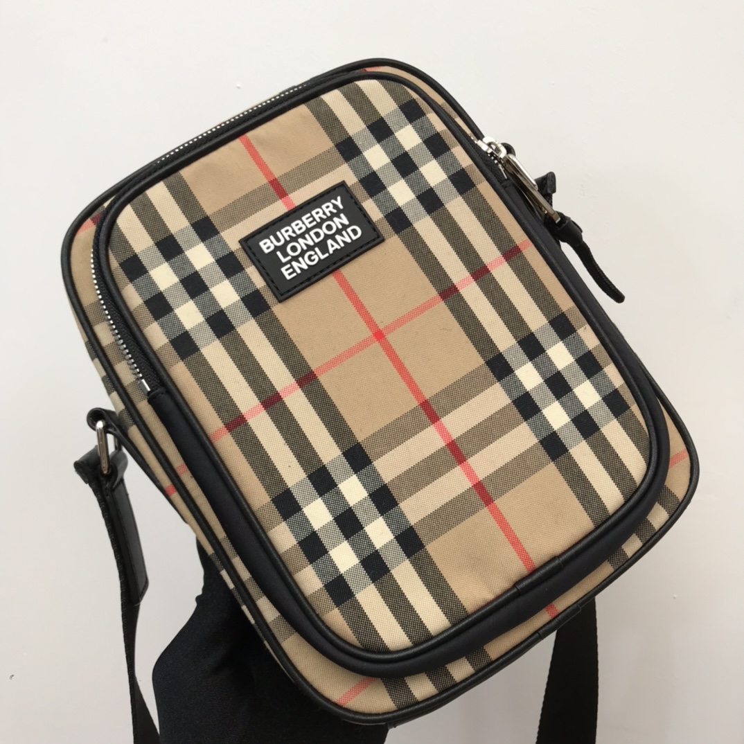 Burberry Vintage Check And Crossbody Bag For Men, Men’s Bags 8.7in/22cm