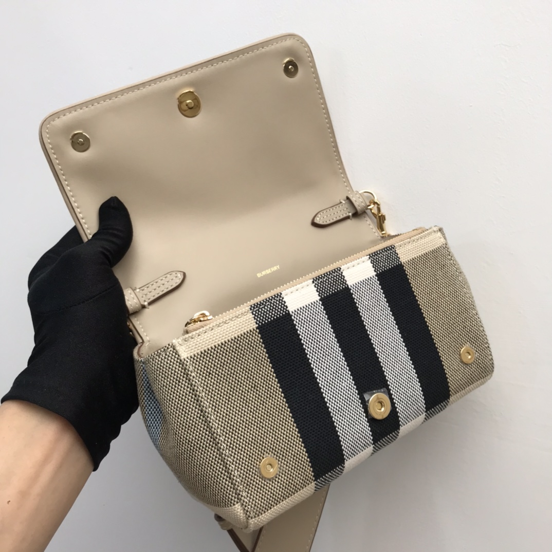 Burberry Vintage Check And Small Crossbody Bag For Women, Women’s Bags 7.1in/18cm