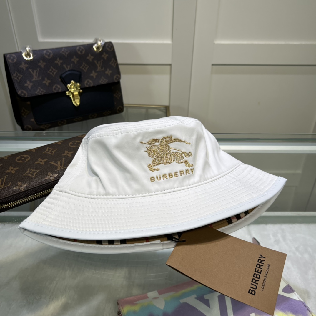 Burberry Vintage Check Technical Cotton Bucket Hat White
