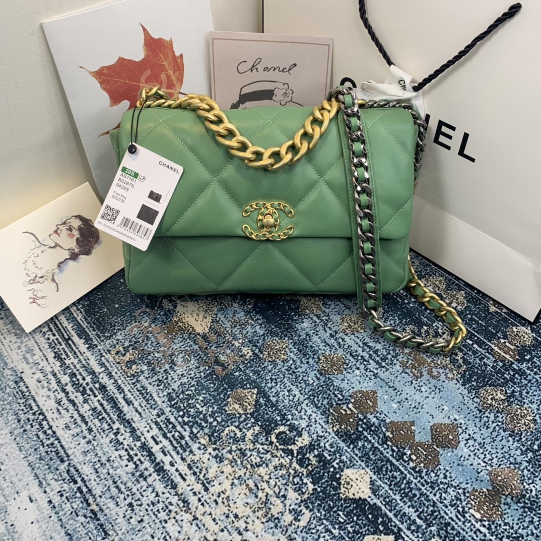 Chanel 19 Flap Bag Gold Hardware Green For Women, Women’s Handbags, Shoulder Bags 10.2in/26cm