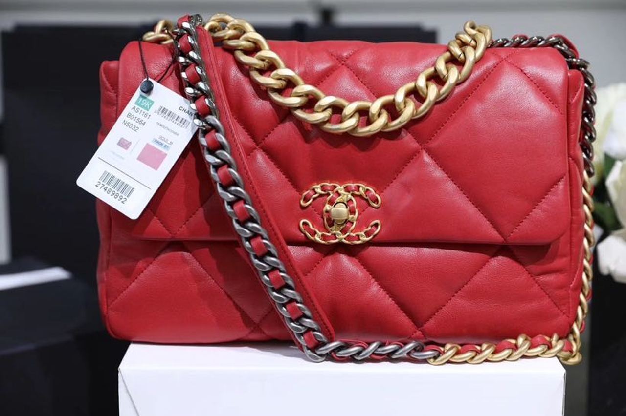 Chanel 19 Handbag 26cm Red For Women