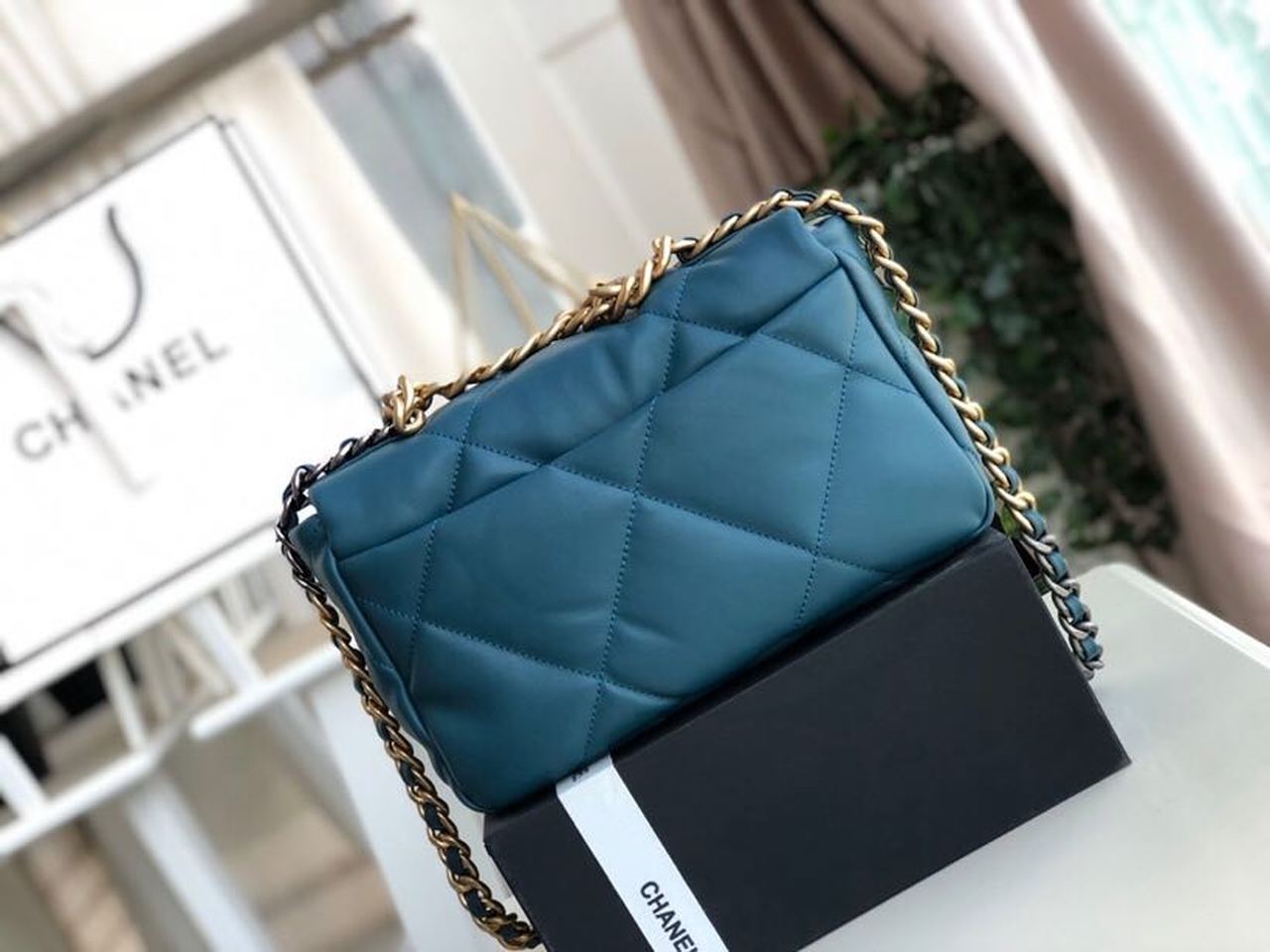 Chanel 19 Handbag Teal For Women, Women’s Bags, Shoulder And Crossbody Bags 10.2in/26cm