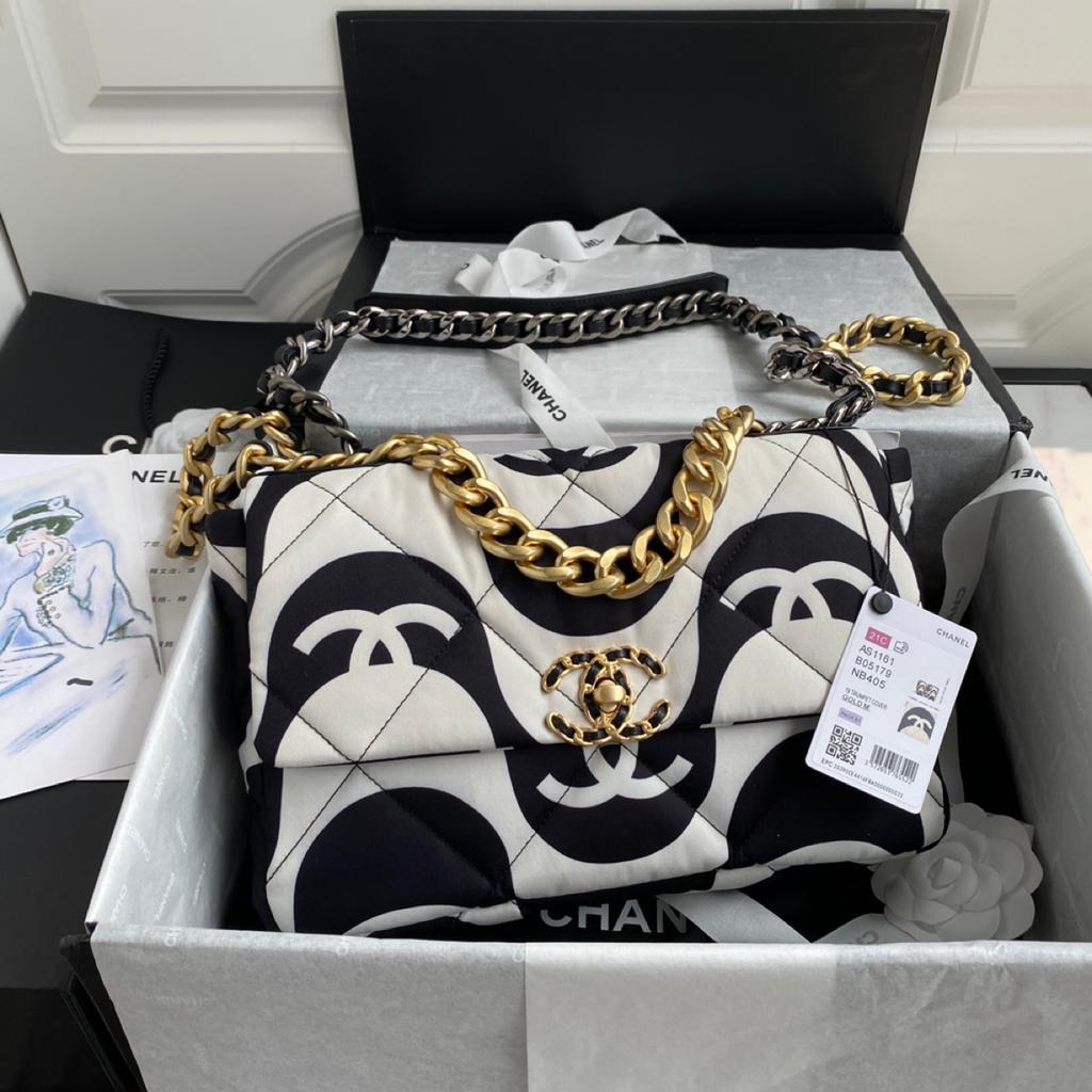 Chanel 19 Large Flap Bag White/Black For Women, Women’s Bags, Shoulder And Crossbody Bags 10.2in/26cm AS1161 NB405