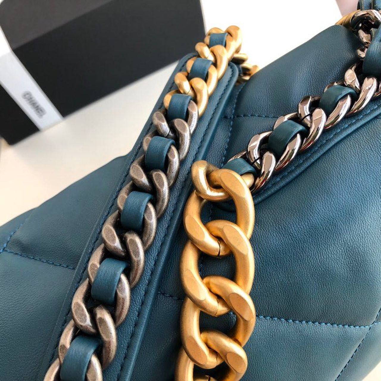 Chanel 19 Maxi Handbag Teal For Women, Women’s Bags, Shoulder And Crossbody Bags 14in/36cm