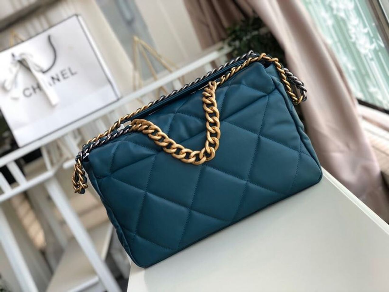 Chanel 19 Maxi Handbag Teal For Women, Women’s Bags, Shoulder And Crossbody Bags 14in/36cm