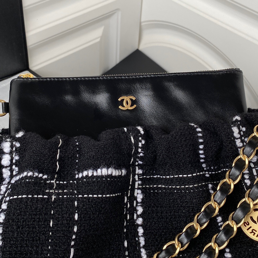 Chanel 22 Handbag Gold Hardware Black For Women, Women’s Handbags, Shoulder Bags 18.3in/47cm AS3262 NJ058