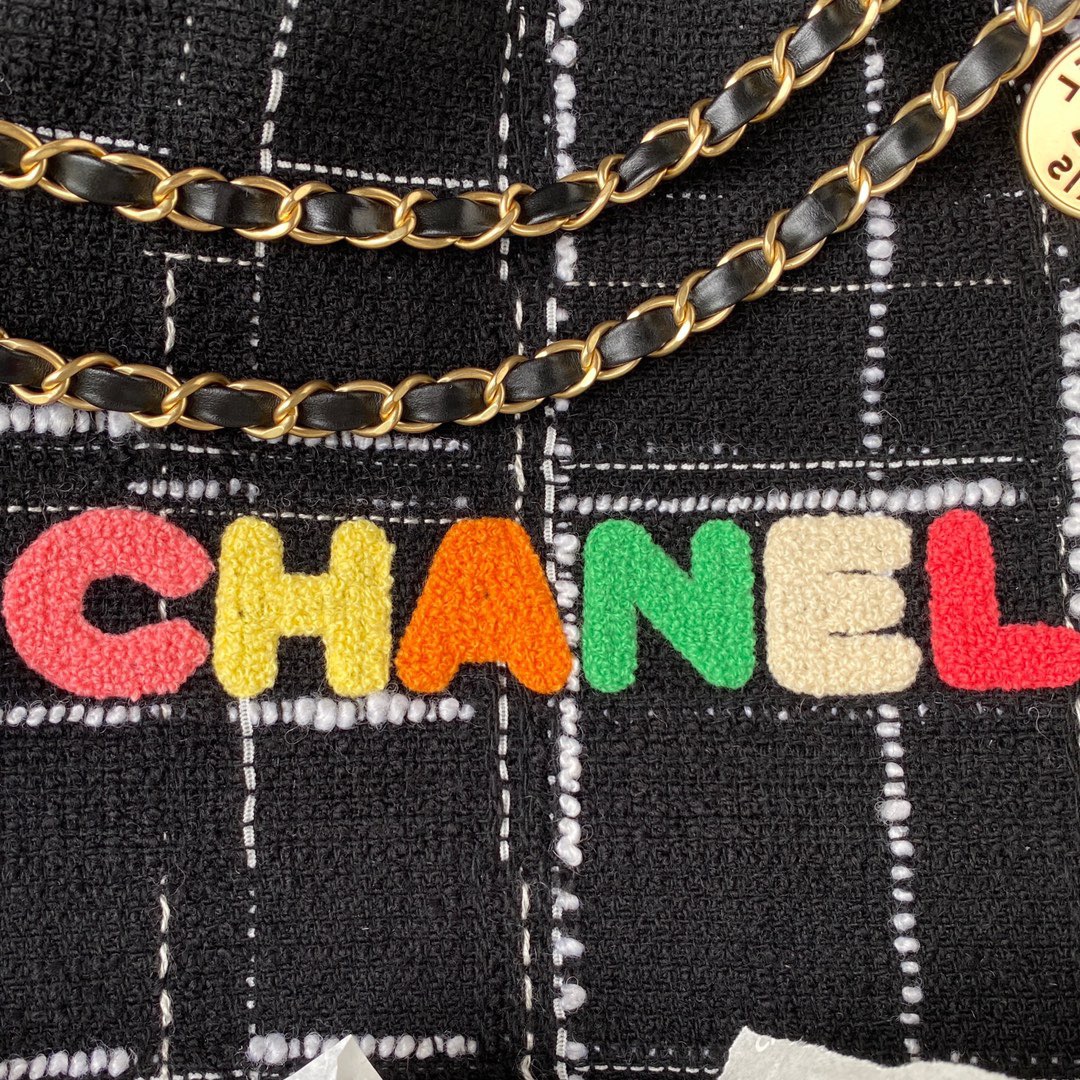 Chanel 22 Handbag Gold Hardware Black For Women, Women’s Handbags, Shoulder Bags 18.3in/47cm AS3262 NJ058
