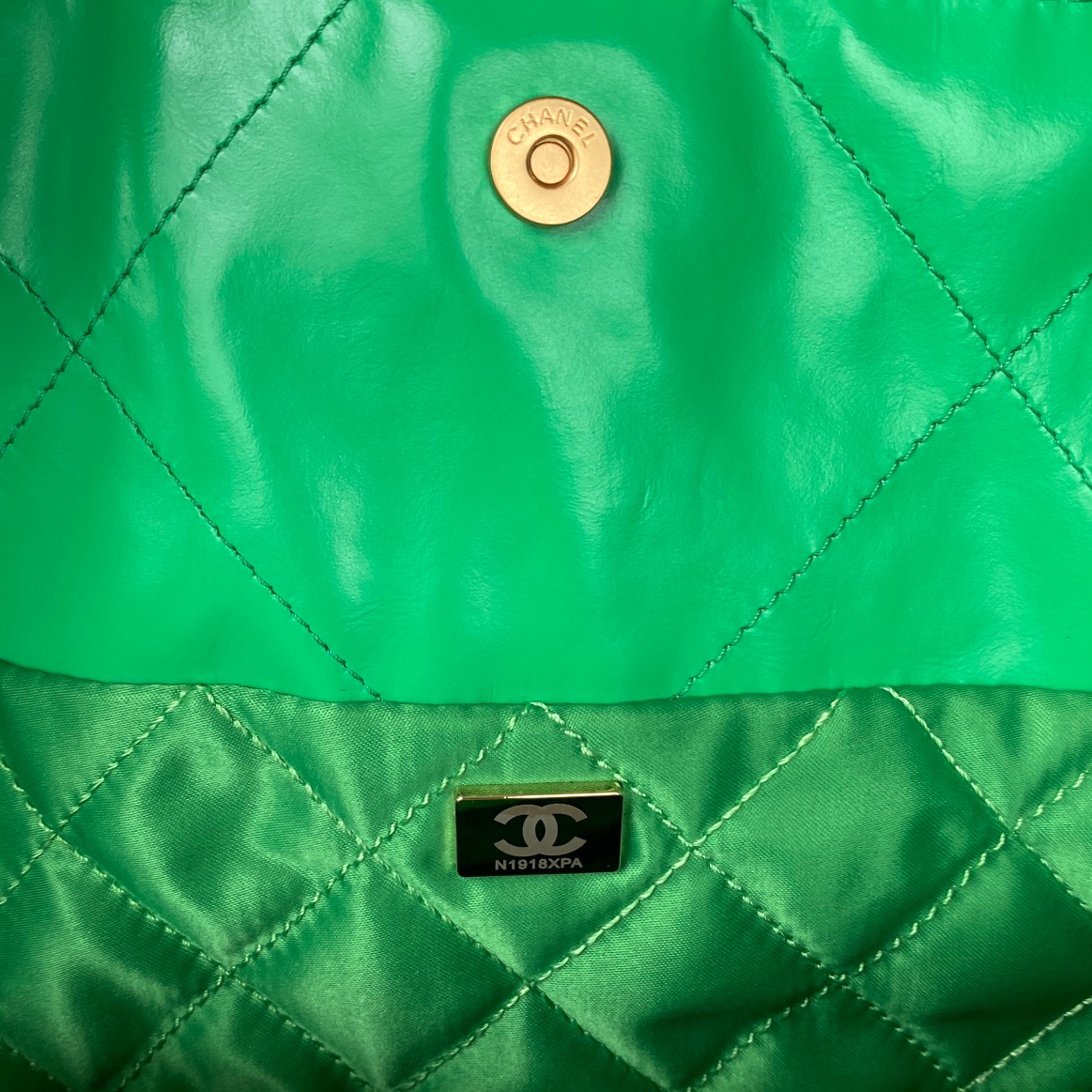 Chanel 22 Handbag Gold Hardware Shiny Green For Women, Women’s Handbags, Shoulder Bags 16.5in/38cm