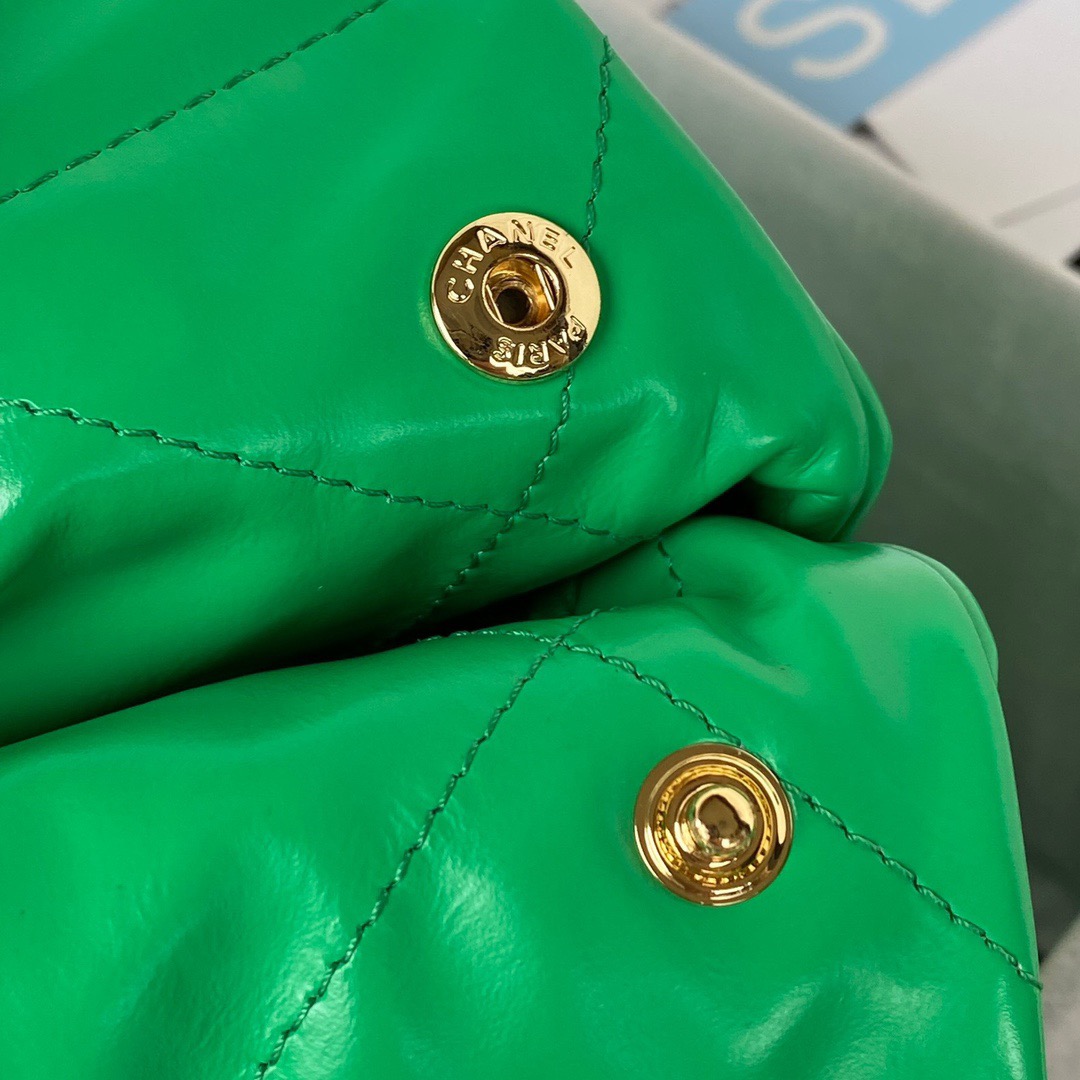 Chanel 22 Handbag Gold Hardware Shiny Green For Women, Women’s Handbags, Shoulder Bags 16.5in/38cm