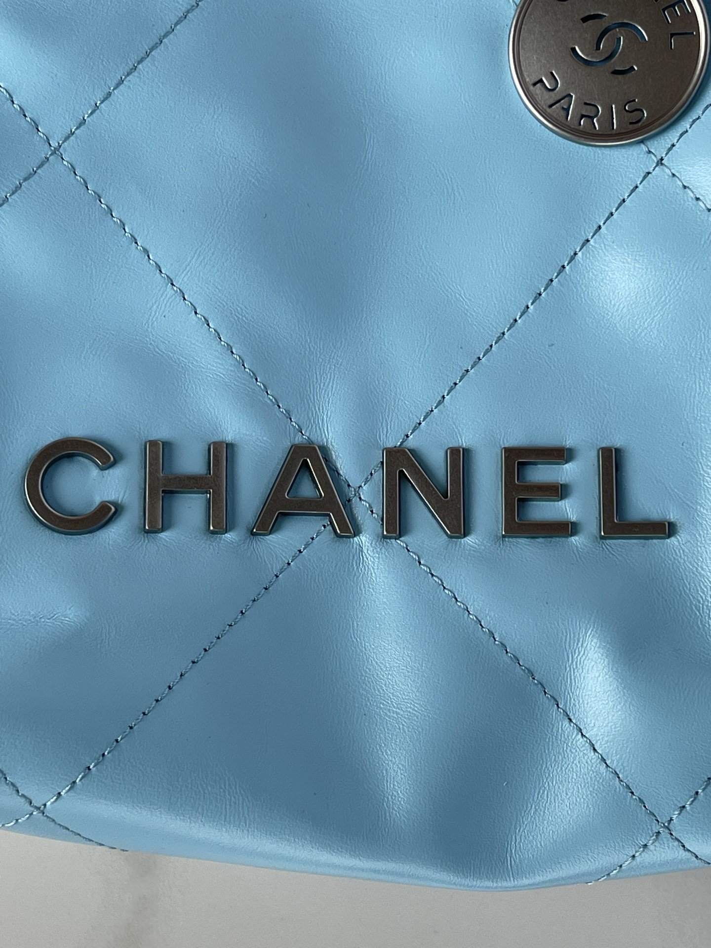 Chanel 22 Mini Handbag Blue For Women 20cm / 7.9in