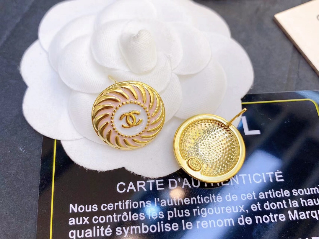 Chanel Alphabet Earrings Gold For Women