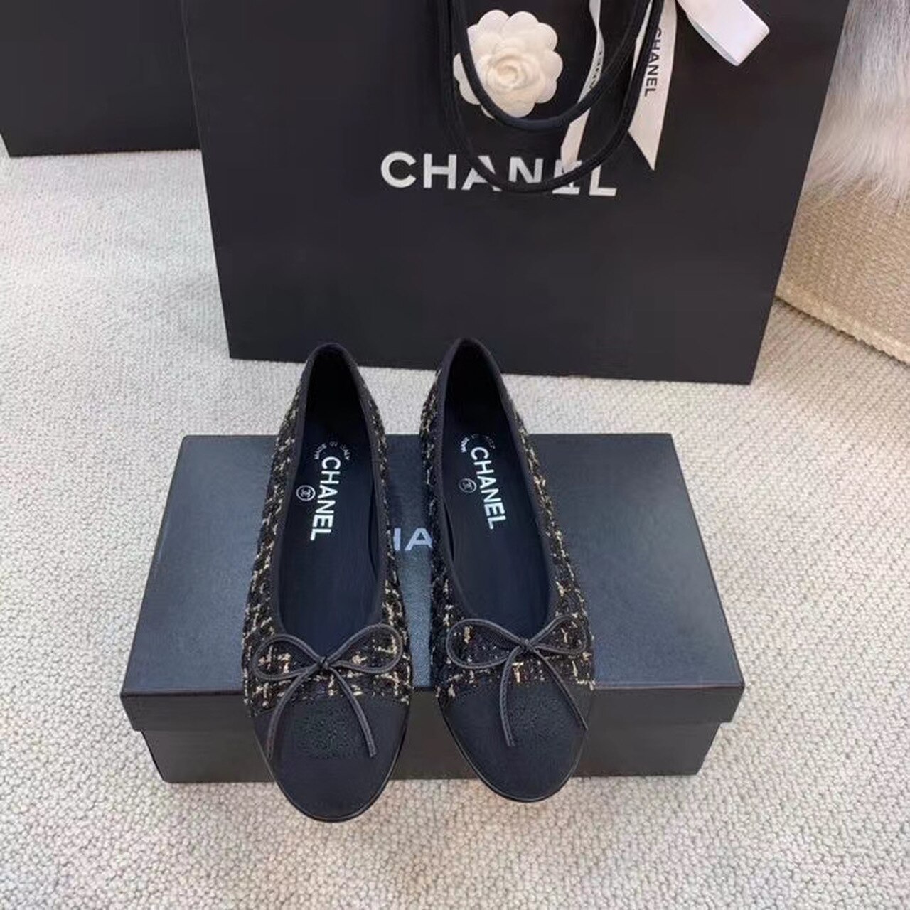 Chanel Ballerina Flats Tweed Black/Gold For Women, Women’s Shoes G02819 K4311