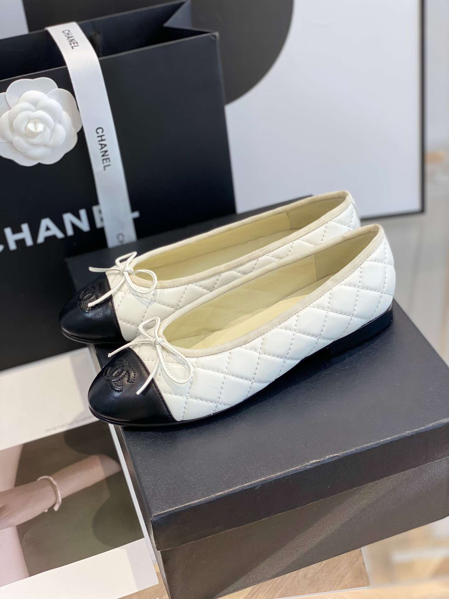 Chanel Ballet Flats White For Women