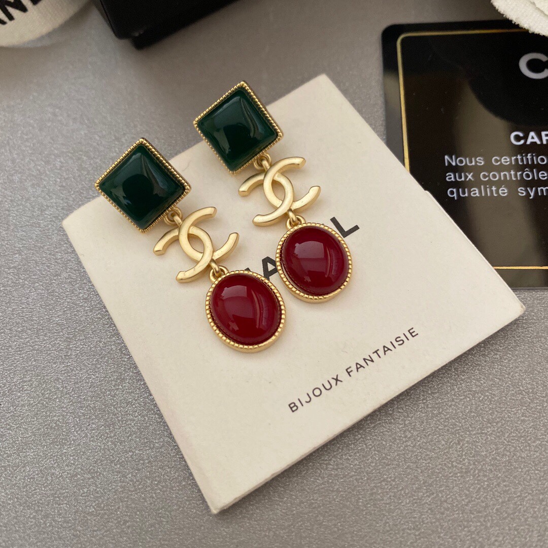 Chanel Big Dark Green And Dark Red Stone Earrings Gold Tone For Women