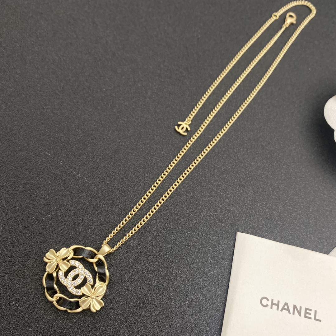 Chanel Black Circle Pendant Necklace Gold Tone For Women