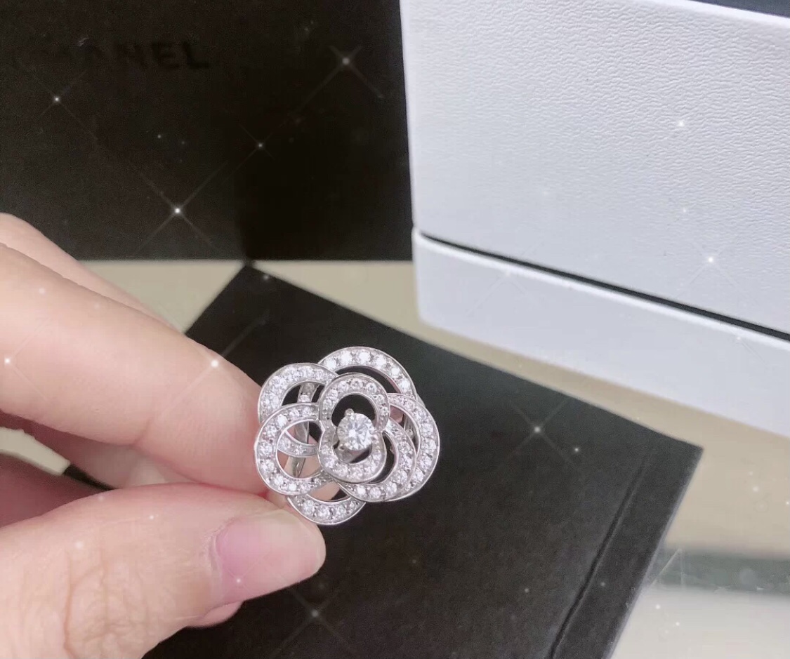 Chanel Camellia Ring Yarn Silver Tone For Women J2579