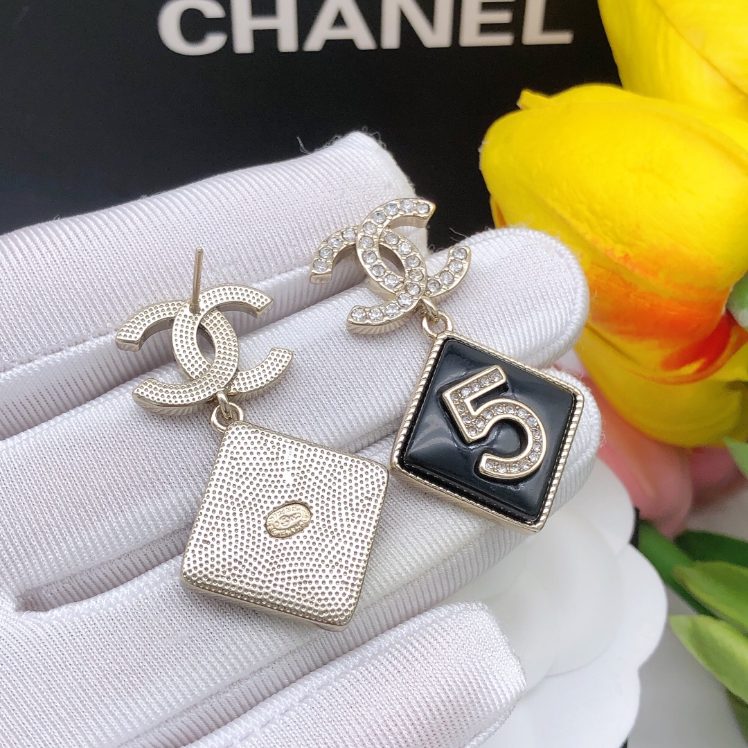 Chanel Card Earrings Black For Women