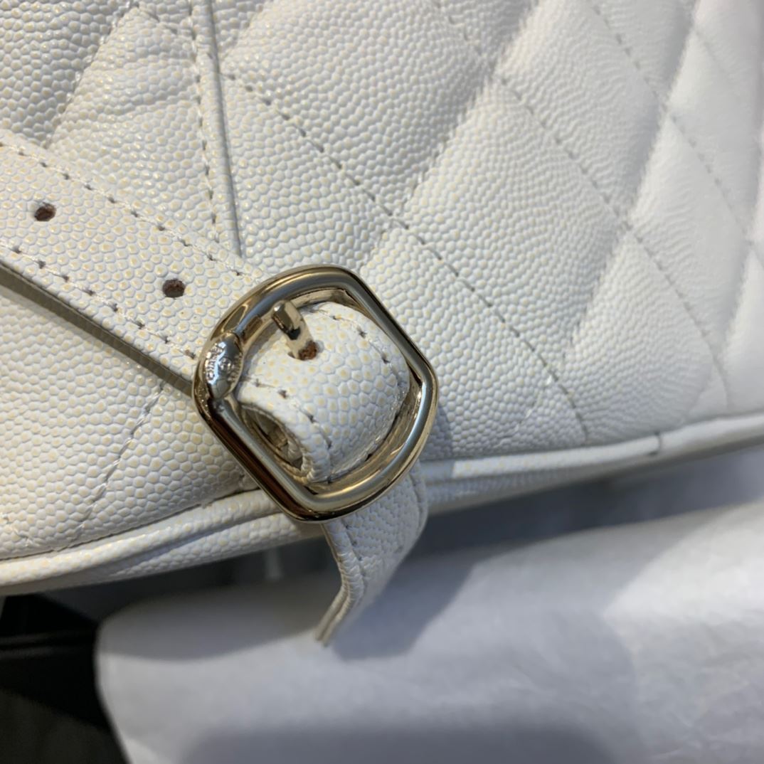 Chanel Caviar Vintage Duma Backpack Black/White/Red For Women 9.5in / 24cm
