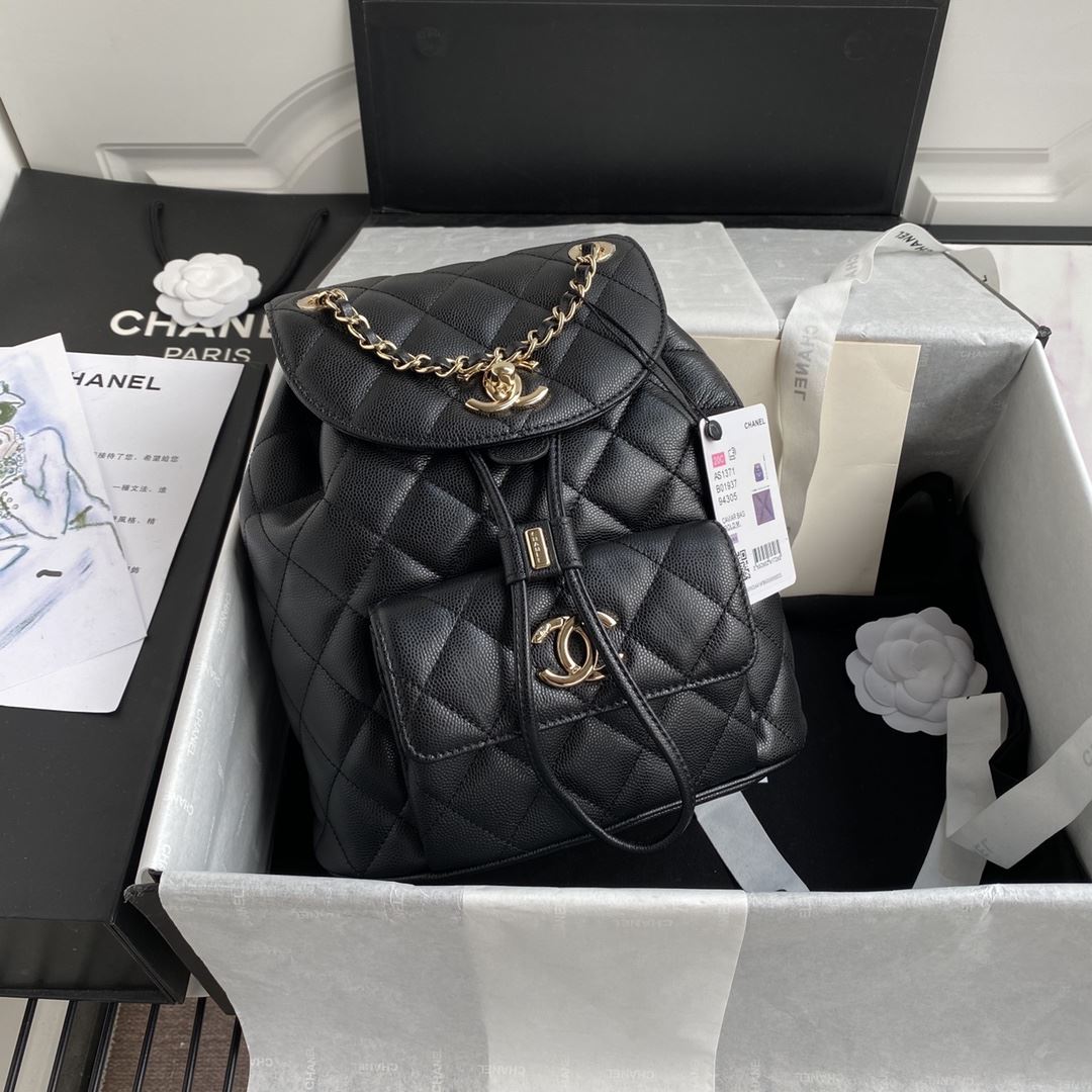 Chanel Caviar Vintage Duma Backpack Black/White/Red For Women 9.5in / 24cm