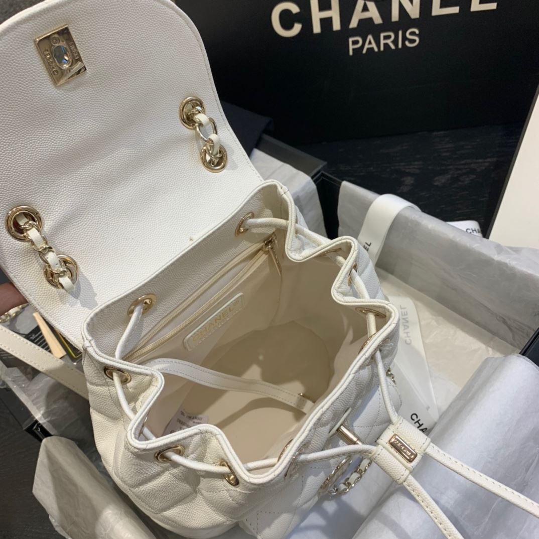 Chanel Caviar Vintage Duma Backpack Black/White/Red For Women 9.5in / 24cm