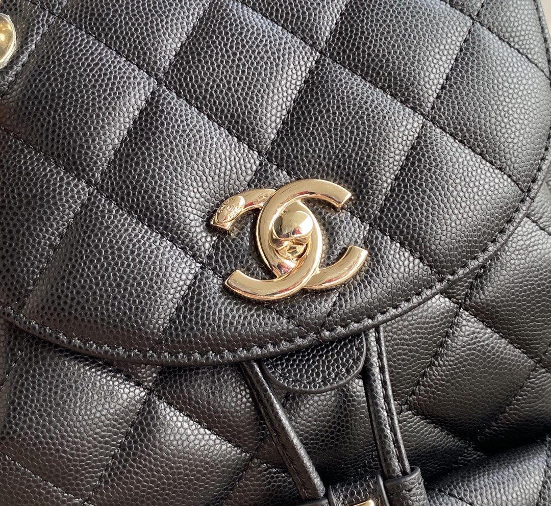 Chanel Caviar Vintage Duma Backpack Black/White/Red For Women 9.5in / 24cm