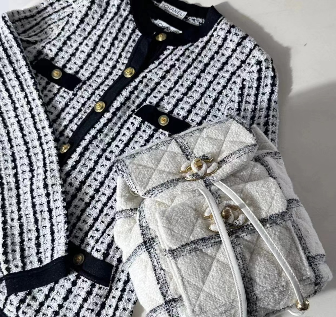 Chanel CC Backpack Bag Black/ White For Women 9.4 in / 24 cm  AS3615 NJ601
