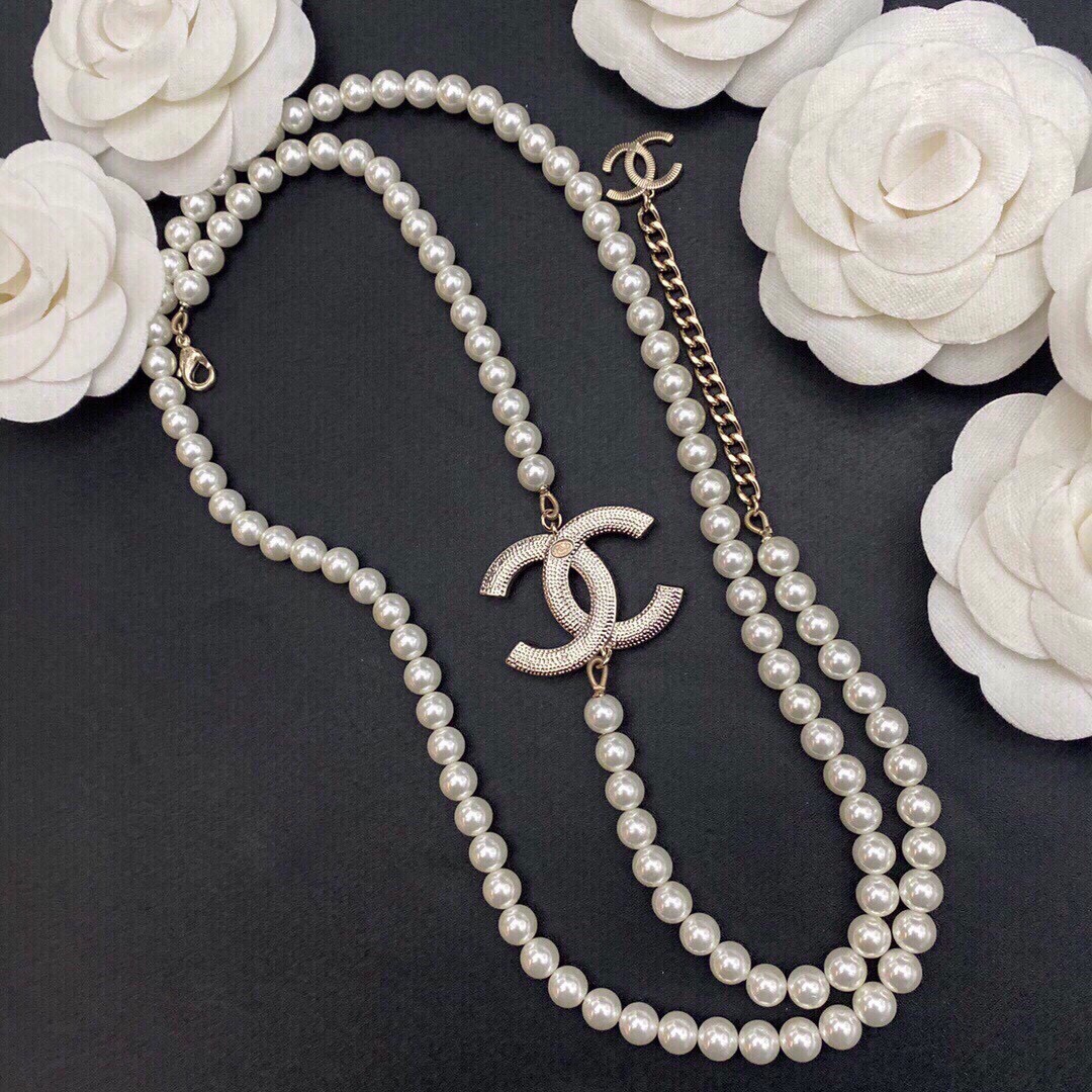 Chanel CC Long Pearl Necklace White For Women