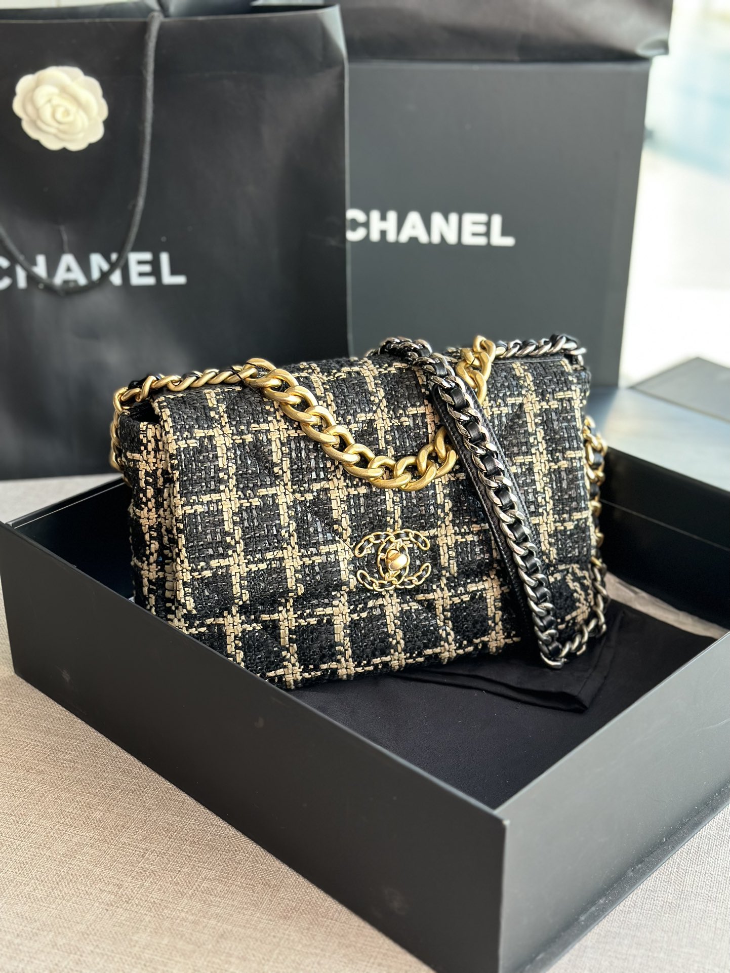 Chanel CC Medium 19 Maxi Bag Beige/Black And Yellow/ Blue For Women 14 in / 36 cm