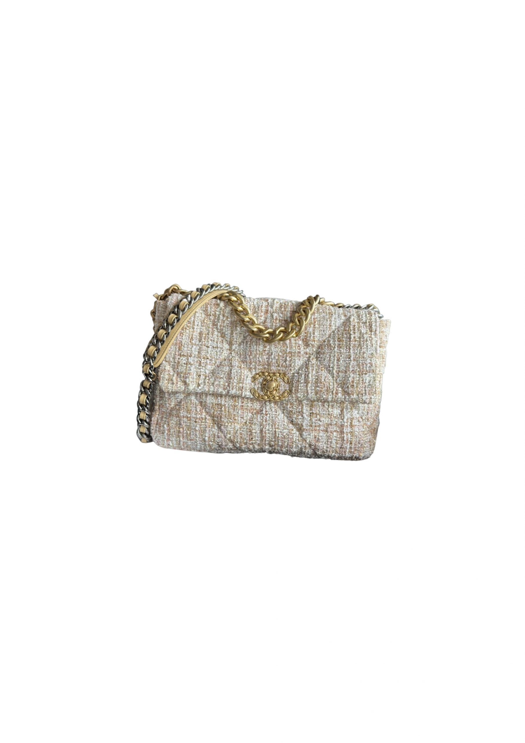 Chanel CC Medium 19 Maxi Bag Beige/Black And Yellow/ Blue For Women 14 in / 36 cm