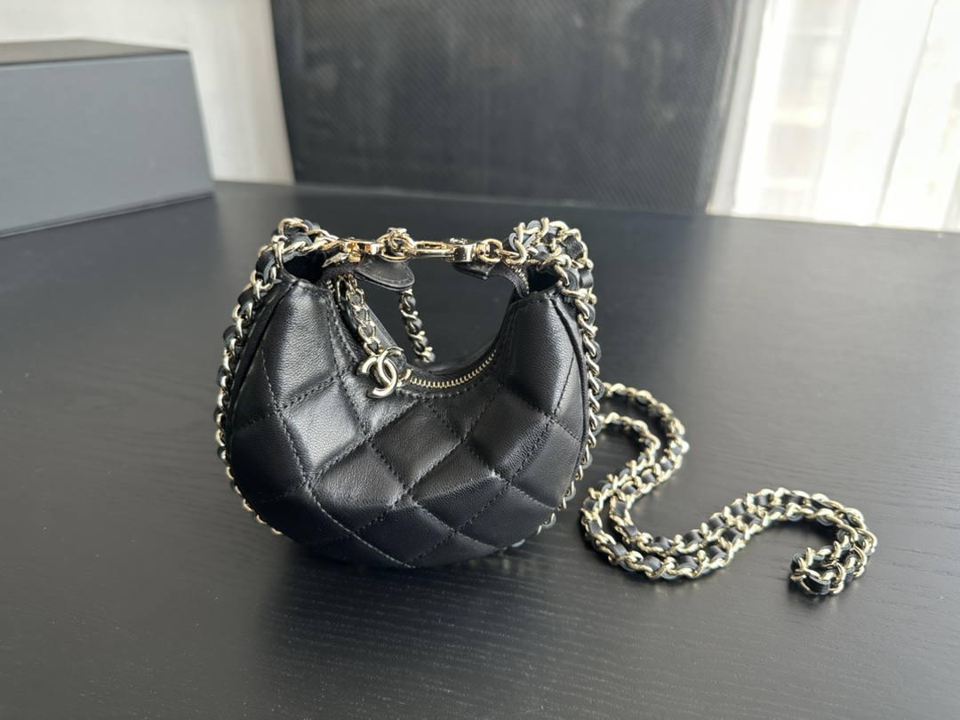Chanel CC Mini 23P Hobo Loop Bag Black For Women 5.5 in/ 14 cm