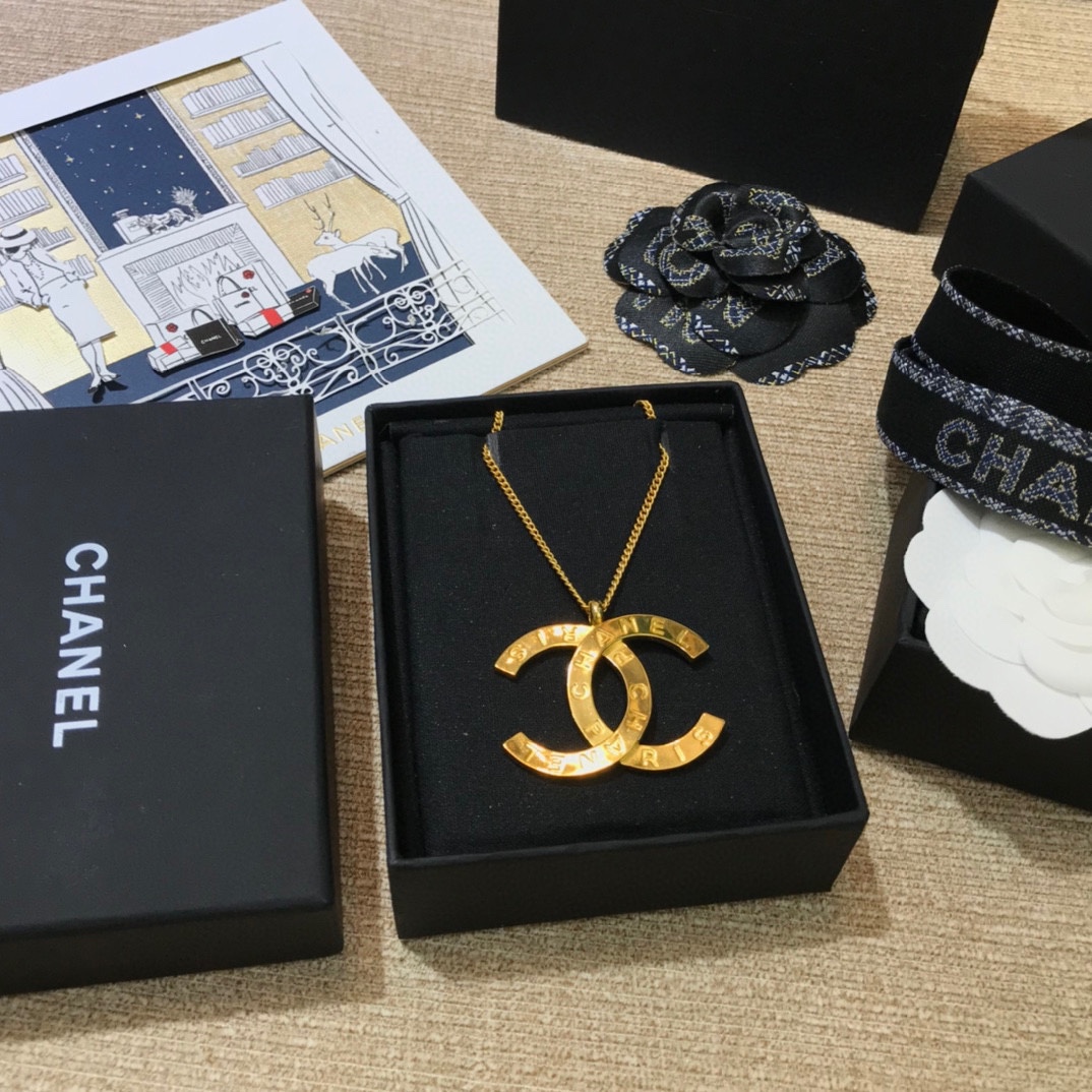 Chanel CC Necklace Gold For Women
