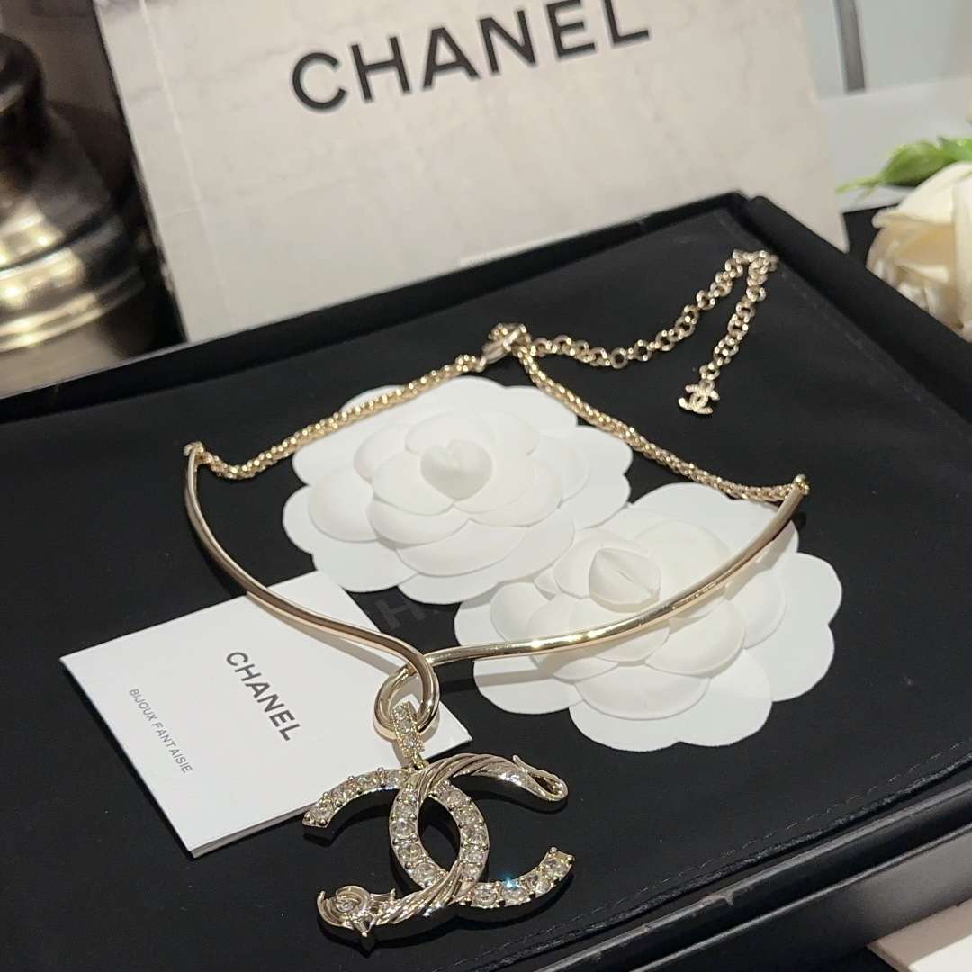 Chanel CC Necklaces Gold For Women